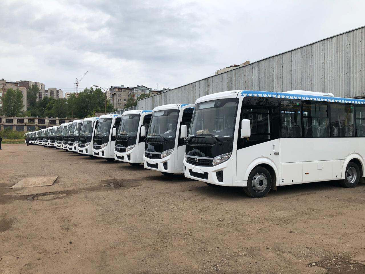 Поставка новых автобусов среднего класса ВЕКТОР NEXT